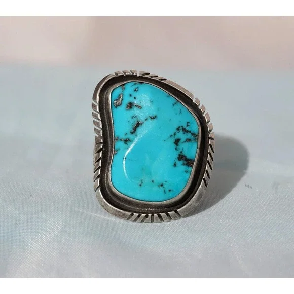 Native American Indian Sterling Silver Large Turquoise Ring - Size 11 - Picture 1 of 5